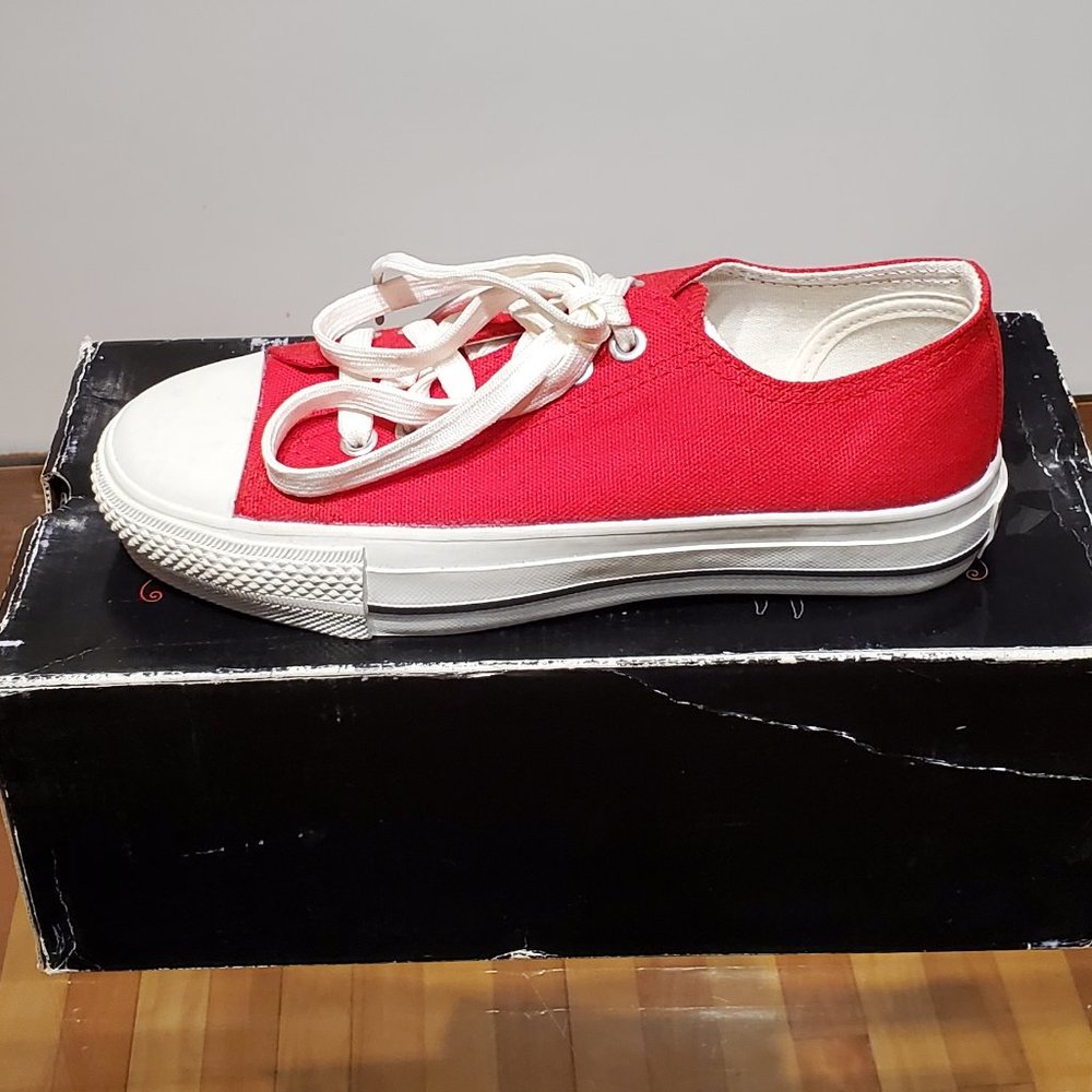 Demonia red unisex sneakers